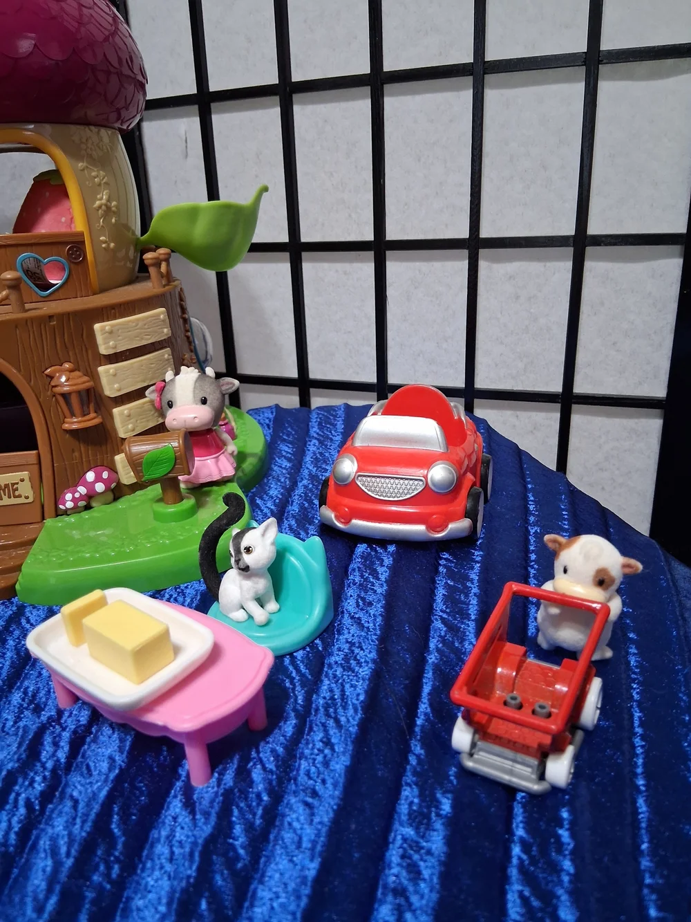 Treehouse cute playset